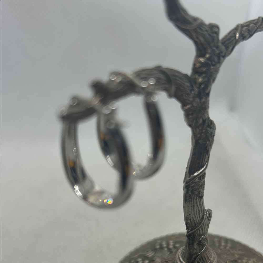 NWOT Australian Crystal Elegant Silver and Black Hoop Earrings - Picture 6 of 7